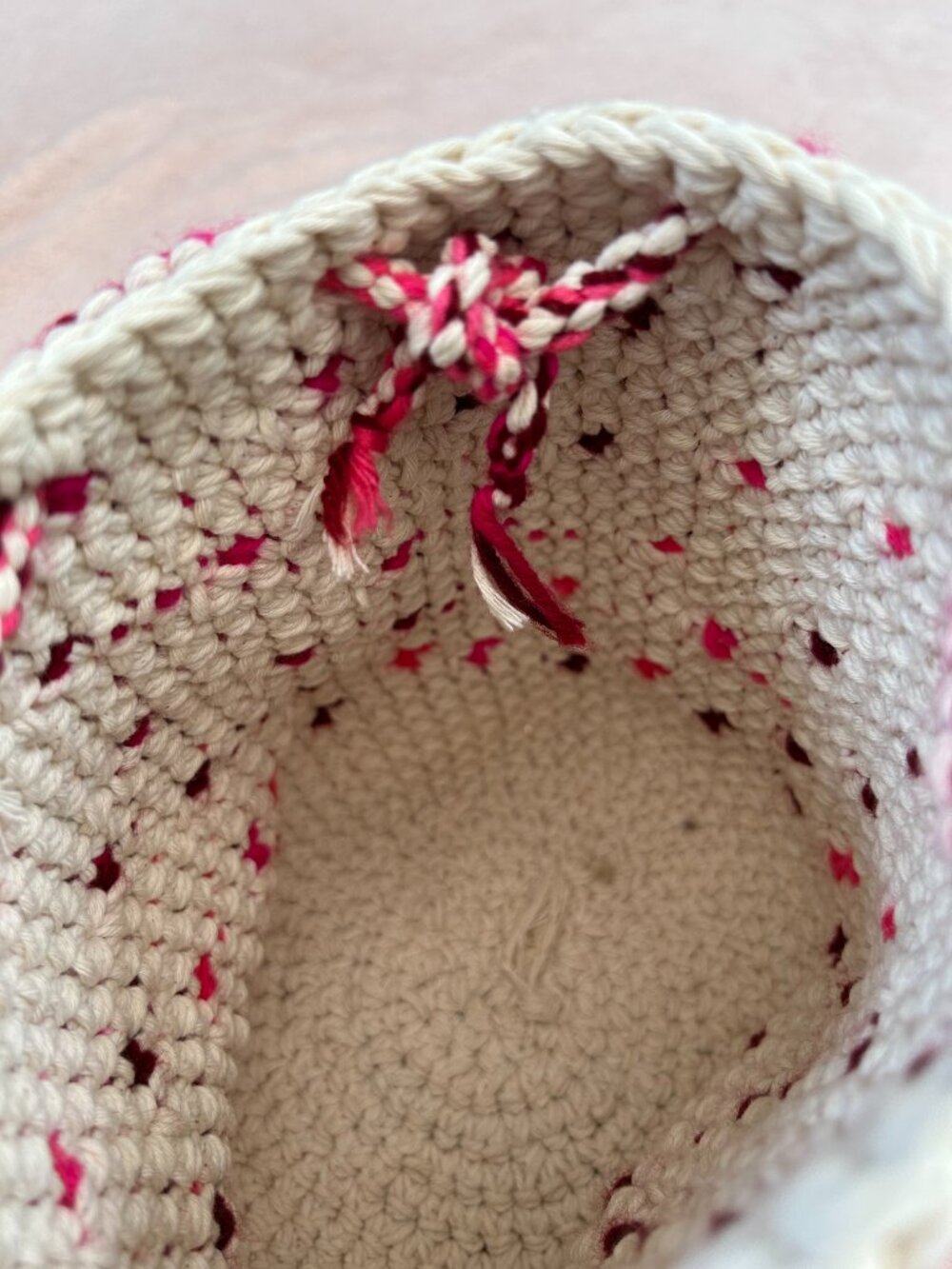 Handmade Crochet Bucket Crossbody Bag Tote - Picture 6 of 7
